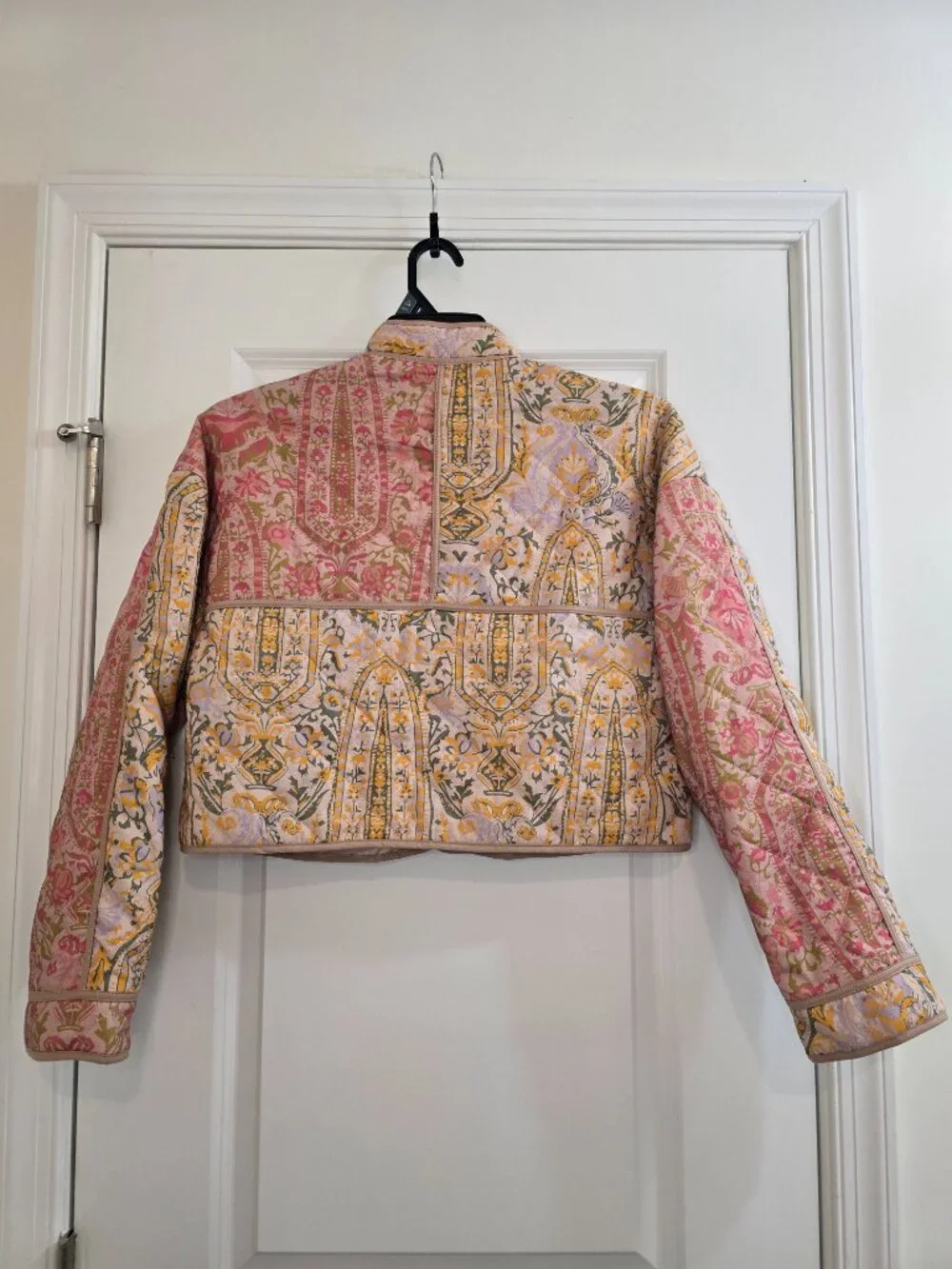 7 For All Mankind Quilted Patchwork Floral Cropped Barn Bomber Jacket - Picture 4 of 9